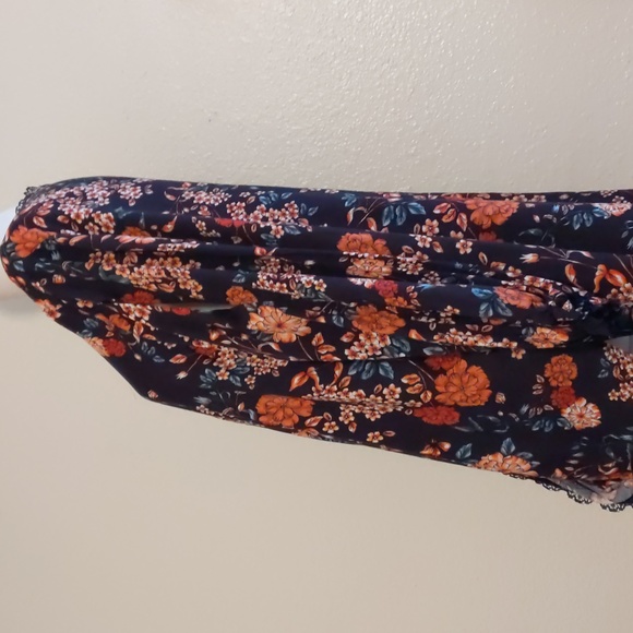 Democracy floral hi low blouse size 1X - Picture 2 of 13